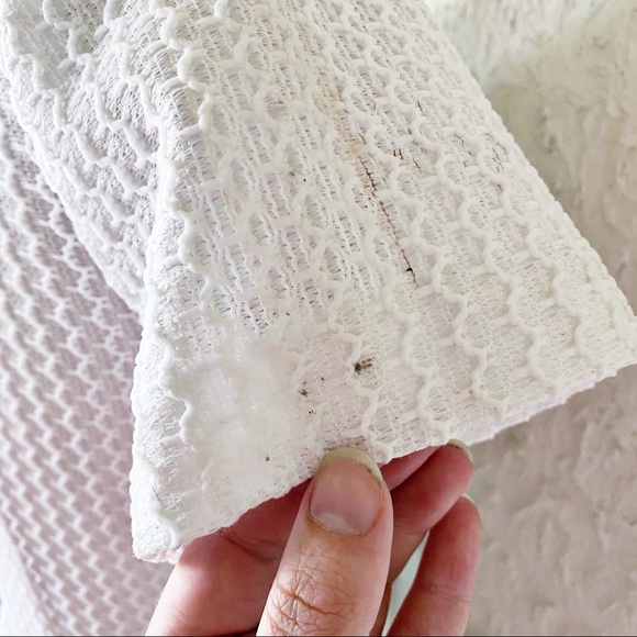 1960’s White Squiggle Pattern Dress | Vintage - Picture 6 of 10